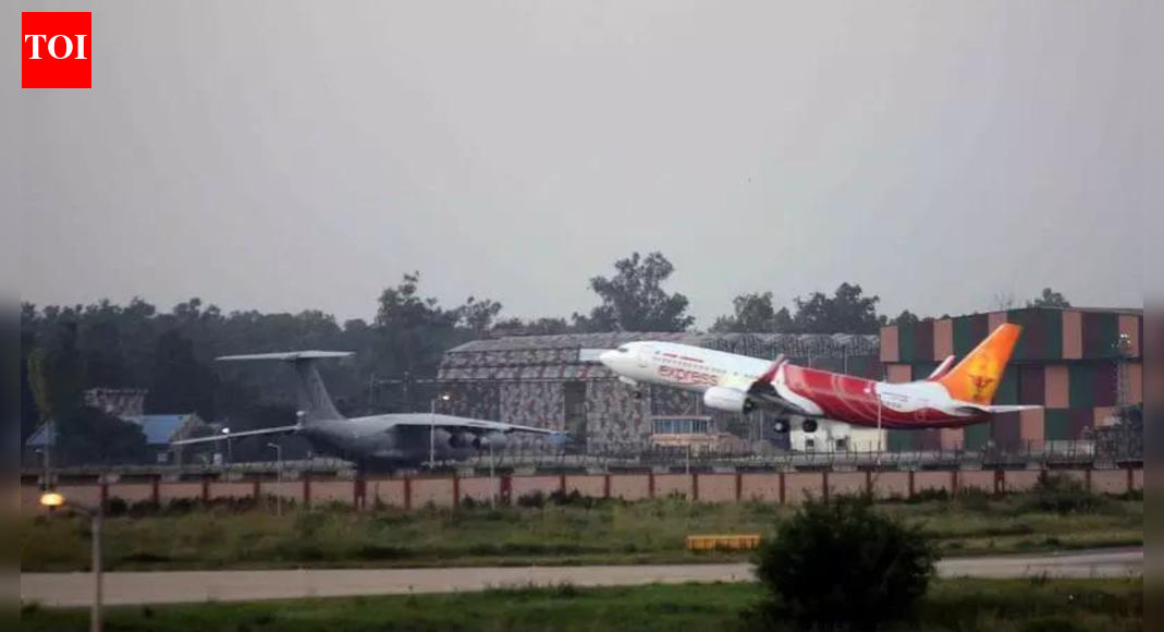 Indian carriers to induct about 100 aircraft annually for 15 years: Minister