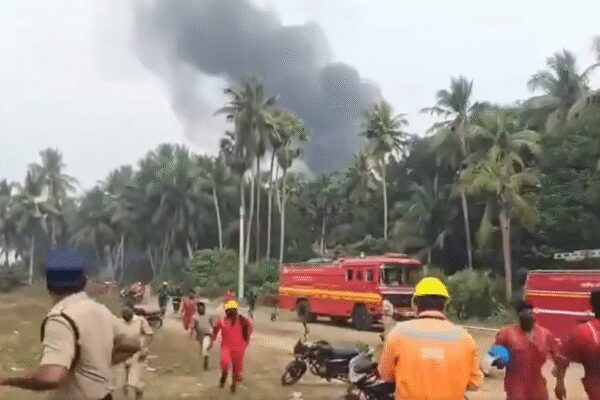 Andhra Pradesh: Massive gas leak at ONGC well in Konaseema triggers fire; villagers in panic