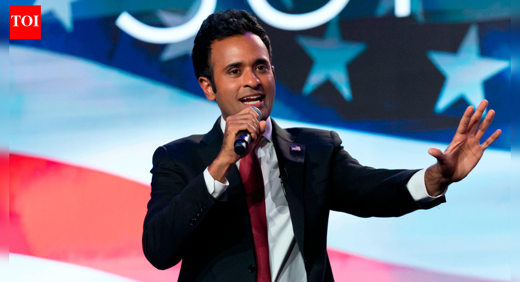 ‘Can’t handle the heat’: Vivek Ramaswamy mocked by rival for deleting social media apps to avoid ‘racist hate’