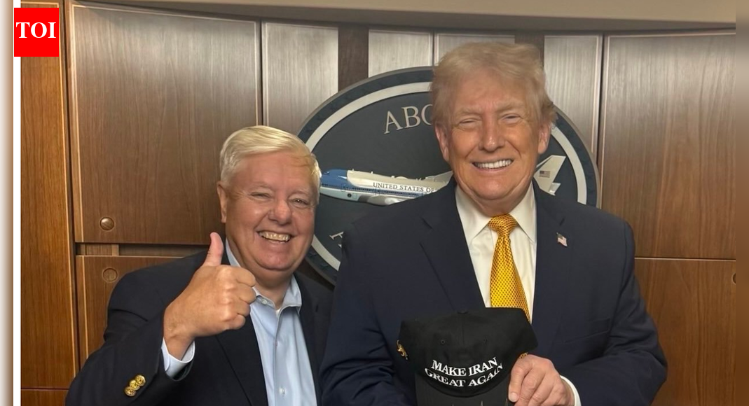 Trump signs ‘Make Iran Great Again’ hat for Republican senator who hopes 2026 will be the year that…