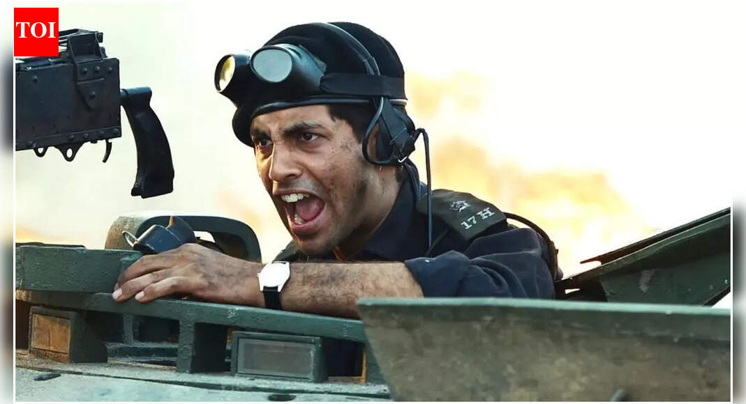 ‘Ikkis’ box office collection Day 5: Agastya Nanda starrer struggles on first Monday, mints Rs 1.35 crore as ‘Dhurandhar’ continues to dominate | Hindi Movie News