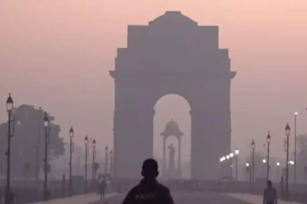 Toxic smog chokes Delhi: City remains in ‘poor’ category as AQI hits 288; IGI Airport issues travel advisory