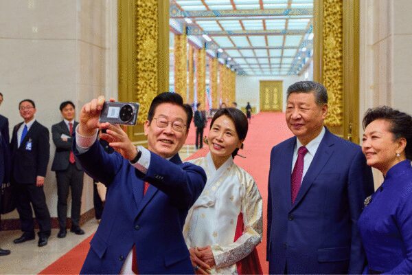 ‘Selfie with President Xi’: Two months after ‘backdoor’ phone joke, South Korea’s Lee gets ‘shot of a lifetime’