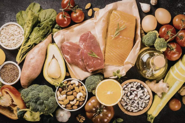 8 everyday foods that could help slow ageing naturally |