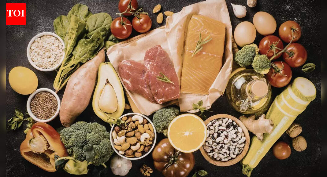 8 everyday foods that could help slow ageing naturally |