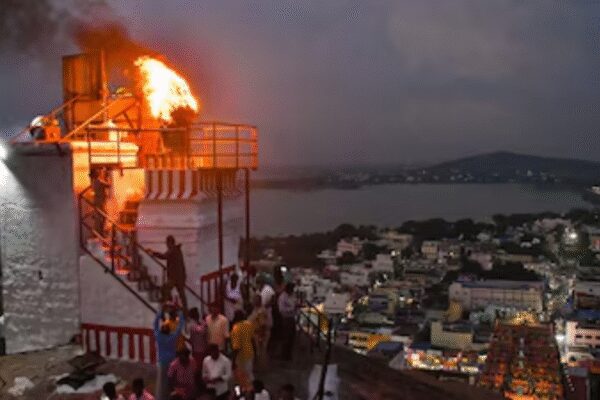 ‘Wakf has no locus standi’: Madras HC upholds order of single bench to light deepam at the deepathoon atop Thiruparankundram hill