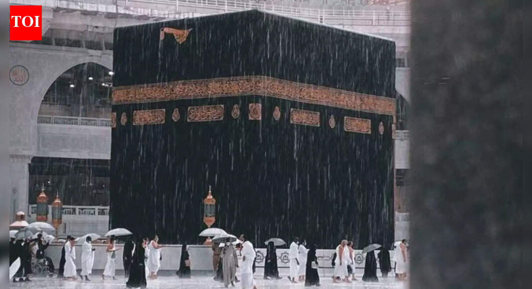 Saudi Arabia braces for travel chaos: Heavy rains predicted, Riyadh to Mecca alerts issued