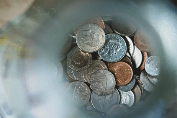 PIOs in UK see wealth soar, whilst Pakistanis see ‘notable decline’: LSE report