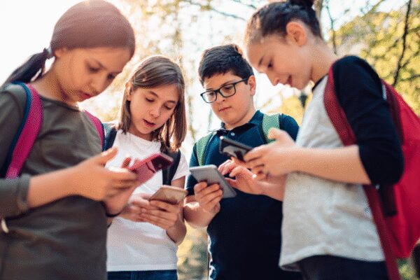 Kids are spending more time on their phones during school, a new study reveals |