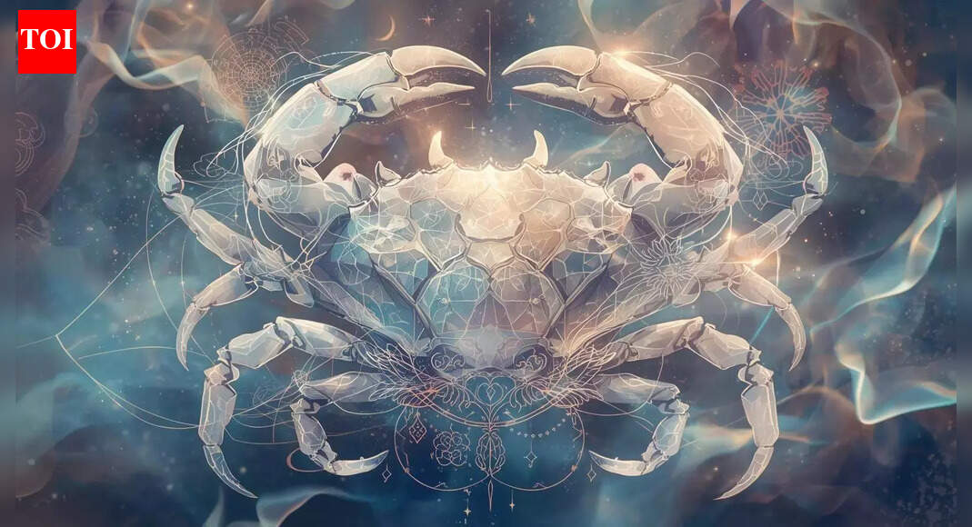 Cancer Horoscope Tomorrow, January 8, 2026: Destiny is nudging you towards growth, say yes quickly