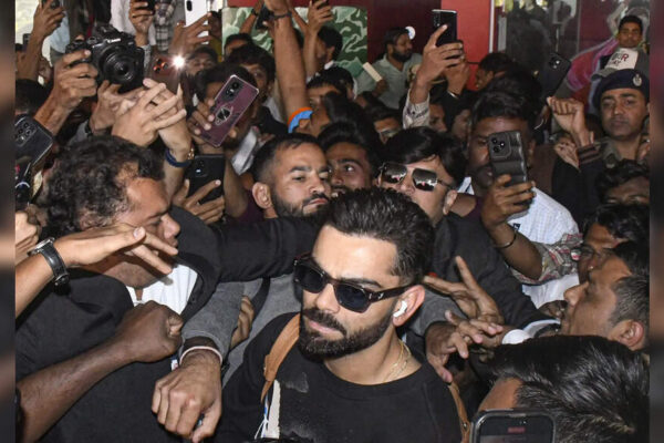 Scenes of frenzy: Virat Kohli gets mobbed on arrival in Vadodara – Watch | Cricket News