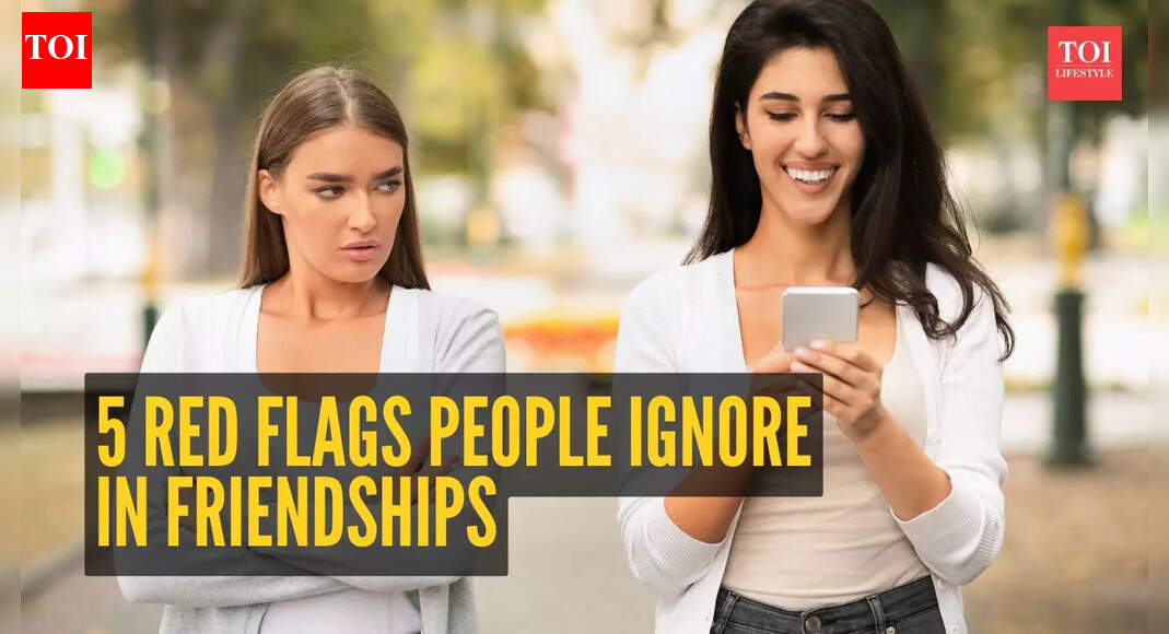 5 red flags people often ignore in friendships (But shouldn’t!)