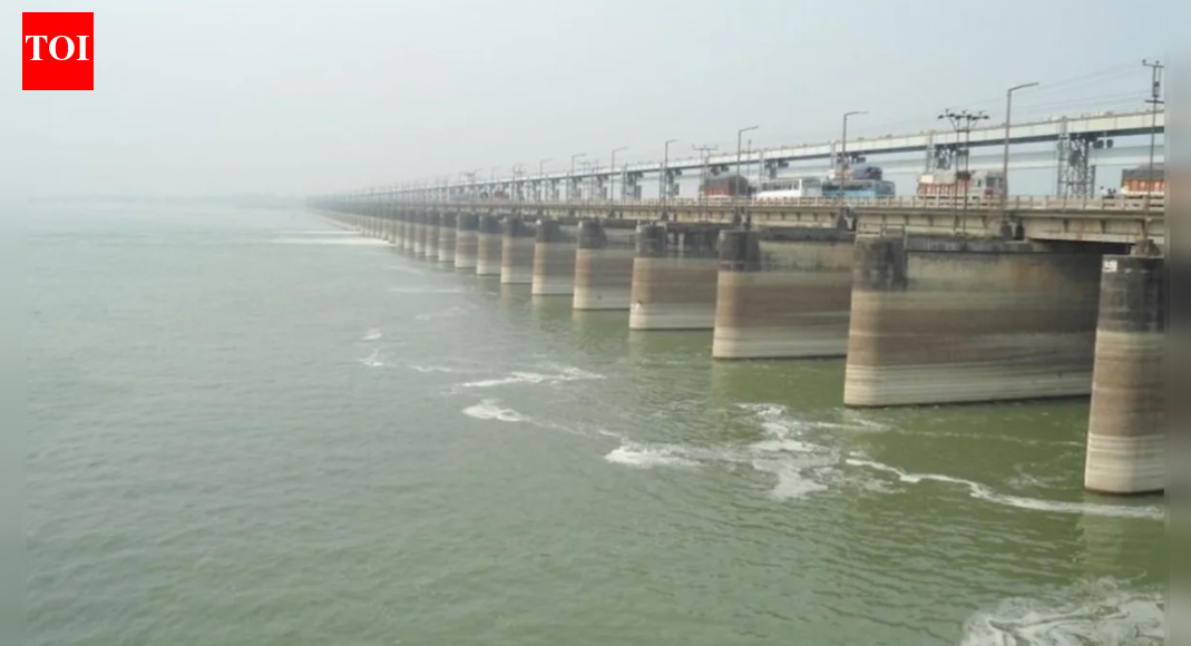 NEW DELHI: In the backdrop of talks between India and Bangladesh to renew Ganga Water Sharing Treaty, a team of senior officials from Union Jal Shakti ministry visited Farakka Barrage Project in West Bengal and reviewed its technical and administrative aspects .Farakka Barrage, located in Murshidabad and Malda districts, is key to the 30-year-old water sharing treaty, wh-ich will expire in Dec. It is expected that the fresh negotiation will speed up once a new govt comes to office in Dhaka after the Feb 12 elections.The team of officials, led by Union water resources secretary V L Kantha Rao, reviewed overall progress of work under Farakka Barrage Project. “The secretary emphasised the need for timely completion of ongoing wor-ks, advised pro-active resolution of bottlenecks, and stre-ssed ensuring time-bound progress on priority works related to the operation, maintenance, and modernisation of Farakka Barrage,” said an official statement.About the AuthorVishwa MohanVishwa Mohan is Senior Editor at The Times of India. He writes on environment, climate change, agriculture, water resources and clean energy, tracking policy issues and climate diplomacy. He has been covering Parliament since 2003 to see how politics shaped up domestic policy and India’s position at global platform. Before switching over to explore sustainable development issues, Vishwa had covered internal security and investigative agencies for more than a decade.Read MoreEnd of ArticleFollow Us On Social MediaVideosImran Khan’s Family Stages Prayer Protest After Being Barred From Meeting Him At Adiala JailImran Khan’s Sister Aleema, PTI Members Hold Prayers Outside Adiala Jail After Meet DeniedTharoor Flags UN Charter Violations, Voices Concern Over US Action In VenezuelaUS Issues Blunt Warning To Indian Students: Breaking Laws May Cost Visas, Careers And Future DreamsCongress-BJP Tie-Up Claims In Ambernath Create Rift, Put Mahayuti Alliance Under Fresh Strain“Worst Kind of Discrimination in PoJK”: UKPNP Chairman Flags Deepening CrisisNo Compromise On Terror: PM Modi, Benjamin Netanyahu Reaffirm India Israel Strategic PartnershipOwaisi Slams MCD Demolition, Says Turkman Gate Land Fully Belongs To WaqfNehru Catered To Liaquat Ali Khan, Ignored Somnath History: BJP MP Sudhanshu TrivediUS FARA Filings Expose How Pakistan Lobbied Washington To Somehow Stop India’s Operation Sindoor123Photostories9 mistakes to avoid while making biryani at homeWinter Special: How to make traditional Besan Ka Sheera at home5 adorable-looking animals that are surprisingly deadly5 red flags people often ignore in friendships (But shouldn’t!)6 classic non-vegetarian Cutlets to enjoy during winter monthsVijay’s ‘Jana Nayagan’ to Prabhas’ ‘The Raja Saab’: Biggest South releases for Pongal 2026Can you guess the temples and places featured on INR 10, 20, 50, 100, 200 and 500 currency notes?How to add smoky flavour to winter dishes without using a tandoor at home”I just read somewhere that 20% of American meals are consumed in a car!” Sadhguru shares tips on the right way to eat foodRepublic Day 2026 long weekend travel ideas from Delhi-NCR; places to go, things to do123Hot PicksBudget 2026Venezuela NewsGold rate todayStock Market TodayCigarette price hikePublic holidays January 2026Bank Holidays JanuaryTop TrendingMLB Trade RumorsTommy Fleetwood and Clare Fleetwood Net WorthTravis KelceTaylor SwiftJimmie Johnson Net WorthEdward CabreraJamahal HillValentino Rossi and Francesca Sofia Novello Net WorthBrad Marchand Net WorthNHL Trade Rumor