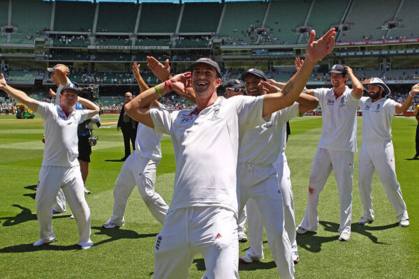 Throwback: The winter England conquered Australia — Andrew Strauss, Alastair Cook and the Ashes of 2010–11