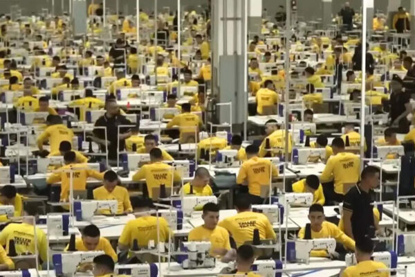 El Salvador’s prison factory: Thousands of inmates sew uniforms round the clock and earn sentence reductions | World News