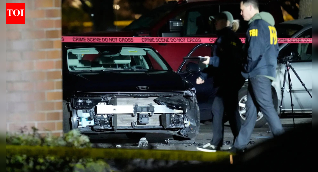 ‘Mounting bloodshed’: US border patrol agents shoot 2 in Portland; DHS cites alleged Venezuelan gang affiliation