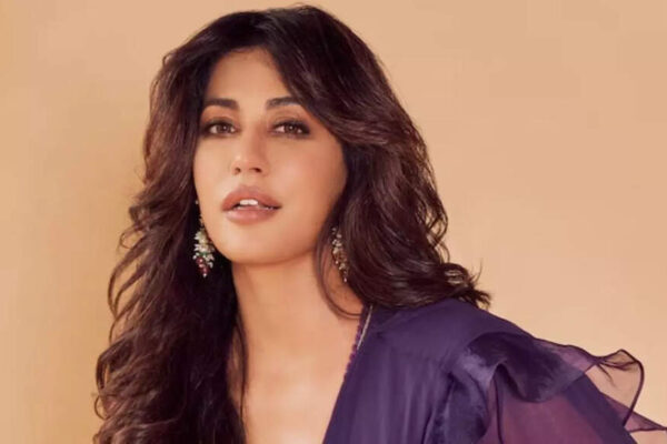 ‘John took off his shirt and his whole back was full of scratch marks’: Chitrangda Singh recalls mobbing incident from Delhi