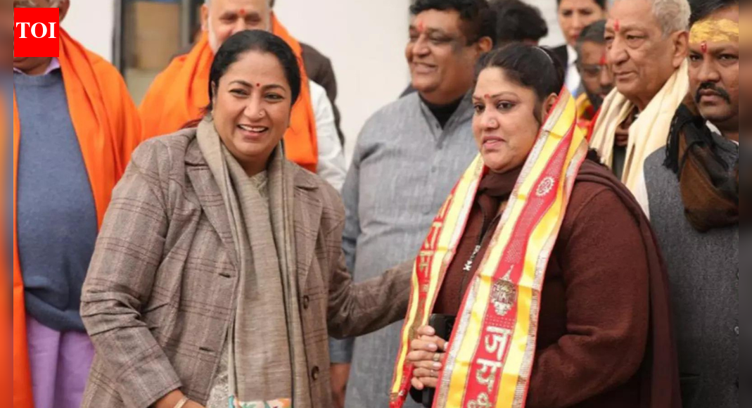 Delhi CM sends off devotees to Ayodhya Ram temple, calls pilgrimage a symbol of Sanatan faith | India News