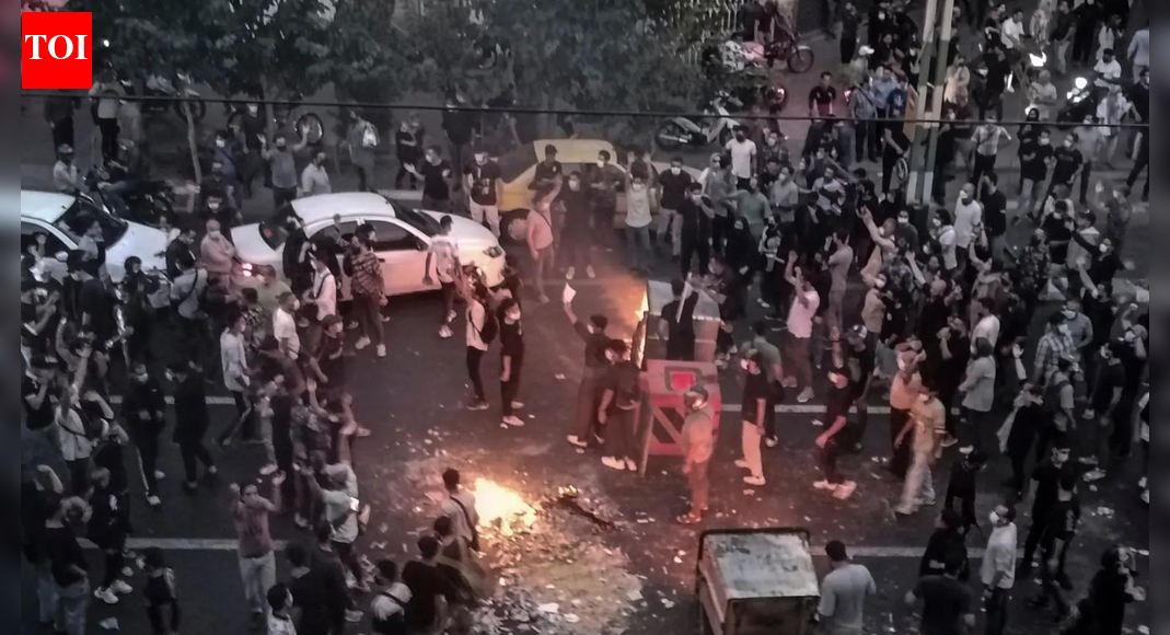 Iran on edge: Internet & telephone networks shut; letter to UN over US ‘threats’ — top developments