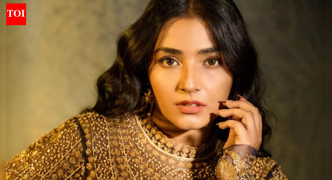 Rajisha Vijayan’s dance number wins peers, draws criticism online