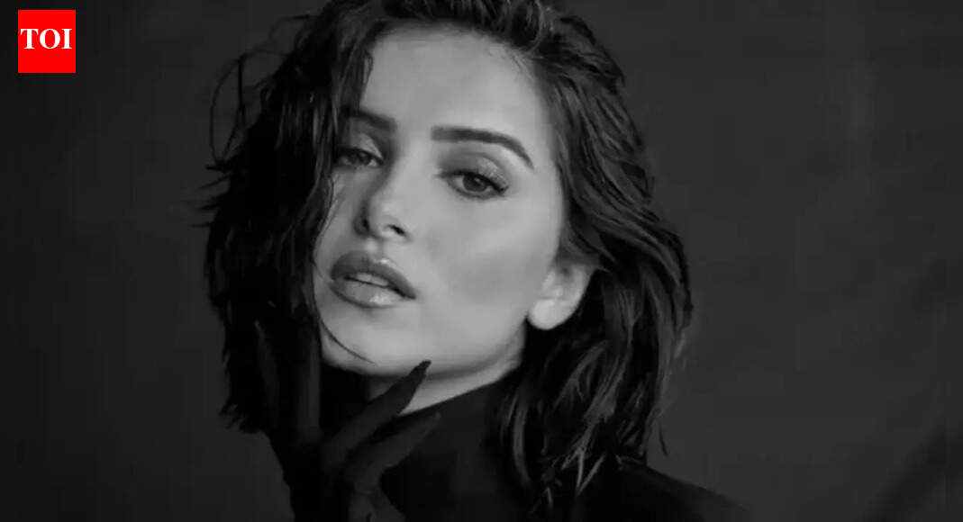 Amidst break-up rumours with Veer Pahariya, here’s recalling when Tara Sutaria said she would not consider marrying a foreigner | Hindi Movie News