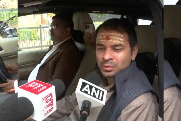 NEW DELHI: Janshakti Janta Dal chief Tej Pratap Yadav on Sunday reiterated his demand for conferring the Bharat Ratna on former Bihar chief minister Lalu Prasad Yadav, saying he would formally write to the Government of India to press the demand.“He should indeed be given Bharat Ratna. What is the problem? I will also write a letter to the Govt of India, on behalf of JJD, for the Bharat Ratna,” Tej Pratap Yadav said while speaking to reporters.His remarks came a day after he backed a social media post by his sister Rohini Acharya, saying her comments were accurate. “What she has tweeted is correct. I support her tweet…Everyone knows who she is talking about. I need not say it aloud,” he said, without elaborating further.Responding to questions on whether Bihar chief minister Nitish Kumar would be invited to his traditional ‘choora-dahi bhoj’, Tej Pratap Yadav said he planned to invite everyone. “I will go everywhere. Why are you restless? I will invite you as well. I am inviting everyone,” he said.He also commented on the Somnath Swabhiman Parv, welcoming the reconstruction of the temple. “It is good that the temple has been reconstructed. I am also going to construct a Shiv temple very soon,” he said.The renewed demand for Bharat Ratna for Lalu Prasad Yadav comes amid recent political chatter around the country’s highest civilian honour, following awards conferred in 2024 on former prime ministers P V Narasimha Rao and Chaudhary Charan Singh, agriculture scientist M S Swaminathan, and former Bihar chief minister Karpoori Thakur.About the AuthorTOI News DeskThe TOI News Desk comprises a dedicated and tireless team of journalists who operate around the clock to deliver the most current and comprehensive news and updates to the readers of The Times of India worldwide. With an unwavering commitment to excellence in journalism, our team is at the forefront of gathering, verifying, and presenting breaking news, in-depth analysis, and insightful reports on a wide range of topics. The TOI News Desk is your trusted source for staying informed and connected to the ever-evolving global landscape, ensuring that our readers are equipped with the latest developments that matter most.”Read MoreEnd of ArticleFollow Us On Social MediaVideosOwaisi Blames Congress, Hits Out at UAPA After SC Denies Bail To Umar Khalid‘Some Historians, Politicians Tried To Whitewash History Of Invaders’: PM Modi Hits Out In Somnath‘Hijab-Clad PM’ Row: Owaisi’s ‘Tubelight’ Jab At Himanta Sarma Over ‘Only Hindu PM’ RemarksRSS Chief Mohan Bhagwat Calls For Hindu Unity, Says India Will Lead World In 20–30 YearsPM Modi Offers Prayers At Somnath Temple, Witnesses Grand Drone Show & Fireworks At Swabhiman ParvIndia-EU FTA: Piyush Goyal Wraps Up Brussels Visit; Push To Accelerate Trade Deal Talks’Hope India Backs Denmark’: Danish MP Urges Delhi’s Support Amid Trump’s Greenland ThreatsOdisha Plane Crash: Nine-Seater Aircraft Crash-Lands Near Rourkela, 6 InjuredWhy Nations Fight Wars: Ajit Doval Breaks Down Power Game, Morale, Western Fear And India’s Rise’They Amended UAPA’: Owaisi Blames Congress For Umar Khalid And Sharjeel Imam’s Jail Without Trial123PhotostoriesChennai on track: First Metro trial run links Porur and Vadapalani, Phase II dream gathers speed’Symbol of strength, resilience, tradition’: PM Modi joins ‘Shaurya Yatra’ at Somnath temple – see pics7 cities in India made famous by their sweetsAprilia Tuono 457 review: Street-focused, fun and accessible!Top 10 cookies from around the worldFrom Deepika Padukone to Priyanka Chopra Jonas, what celeb moms are teaching us about balance and boundariesBigg Boss Marathi 6: Confirmed list of contestants of Riteish Deshmukh’s showPeople travelling to Japan, don’t do these 5 thingsVamika Kohli birthday special: 5 times Virat Kohli and Anushka Sharma spoke about their daughterHow to wash and blanch spinach correctly and 12 easy dishes to enjoy in winter123Hot PicksTrump tariffsUS Supreme CourtGold rate todayBengaluru newsCigarette price hikePublic holidays January 2026Bank Holidays JanuaryTop TrendingUS Border Petrol Agent ShootCanada Immigration Applications 2026Iran ProtestsVanessa BryantTrump TariffsConnor McDavidNFL PlayoffsJustin HerbertWPL Live ScoreFortnite Updates