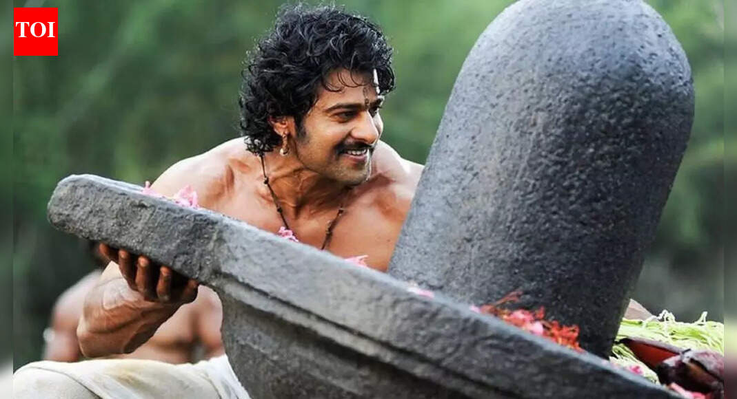 From massive cutouts to fireworks: Here’s how fans got wild celebrating the release of their beloved South stars