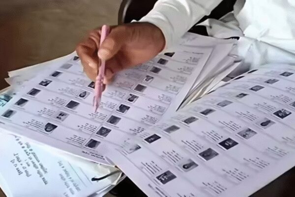 . KOLKATA: Election Commission on Sunday approved a proposal by Bengal chief electoral officer Manoj Agarwal to accept tea garden and cinchona plantation records as documents for SIR of electoral rolls for north Bengal districts of Darjeeling, Kalimpong, Jalpaiguri, Cooch Behar, Alipurduar, North Dinajpur, and South Dinajpur, reports Sarthak G. Tea garden workers do not have any of EC’s notified documents and had not figured in the 2002 SIR rolls.  In a letter signed by EC undersecretary Shakti Sharma, Agarwal was informed that EC has “no objection” to the proposal to recognise these employment records as proof of identity and residence. Earlier, EC officials had said tea estate workers would be verified by district election officers.End of ArticleFollow Us On Social MediaVideos‘Attack On My Life’: Suvendu Adhikari Targets Mamata Banerjee, Levels Serious AllegationUkrainian Envoy Hails PM Modi As Global Leader, Praises Ukraine Peace EffortsChirag Paswan Hits Out At Tejashwi Yadav Over ‘People Lost In Democracy’ commentIndia’s Reform Express Accelerates Growth and Investment, Says PM ModiAmit Shah Confident BJP Will Form Government In Kerala In 2026, Vote Share ClimbingOwaisi Blames Congress, Hits Out at UAPA After SC Denies Bail To Umar Khalid‘Some Historians, Politicians Tried To Whitewash History Of Invaders’: PM Modi Hits Out In Somnath‘Hijab-Clad PM’ Row: Owaisi’s ‘Tubelight’ Jab At Himanta Sarma Over ‘Only Hindu PM’ RemarksRSS Chief Mohan Bhagwat Calls For Hindu Unity, Says India Will Lead World In 20–30 YearsPM Modi Offers Prayers At Somnath Temple, Witnesses Grand Drone Show & Fireworks At Swabhiman Parv123PhotostoriesSobhita Dhulipala’s most graceful saree looks – PicsHow to make Instant Rava Appe for breakfastCute parenting moments of Kareena Kapoor and Saif Ali KhanInside Nupur Sanon and Stebin Ben’s stylish Christian weddingLohri 2026: 11 must-try Punjabi dishes to celebrate Lohri‘The Raja Saab’: Educational qualification of the star cast10 things 90s kids begged their parents for, that Gen Z will be shocked even existed7 baby girl names inspired by Indian holy places that parents secretly love8 countries around the world most famous for their wildlifeSamantha Ruth Prabhu’s timeless saree looks that redefine elegance123Hot PicksTrump tariffsUS Supreme CourtGold rate todayBengaluru newsCigarette price hikePublic holidays January 2026Bank Holidays JanuaryTop TrendingUS Border Petrol Agent ShootCanada Immigration Applications 2026Kim KardashianVanessa BryantTrump TariffsConnor McDavidNFL PlayoffsAlex BregmanNandani SharmaFortnite Updates