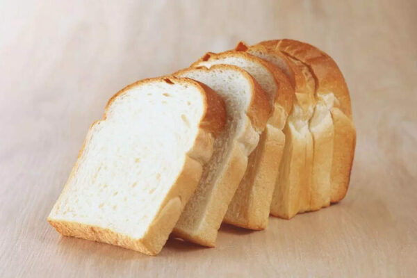 THIS everyday kitchen bread slice could be the safest way to pick up tiny glass shards in your home |