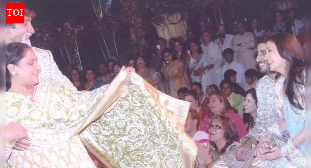 Jaya Bachchan dances with Amitabh Bachchan in unseen PICS from Abhishek Bachchan and Aishwarya Rai’s wedding, the couple holds hand and smiles wide