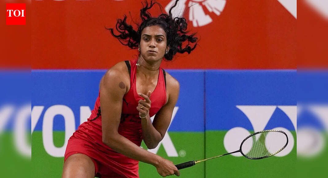 India Open badminton tournament: Kidambi Srikanth, HS Prannoy advance; PV Sindhu suffers exit | Badminton News