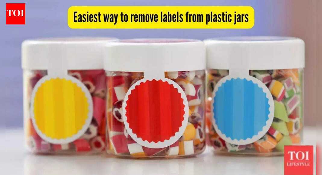 This is the easiest way to remove labels from your plastic containers |