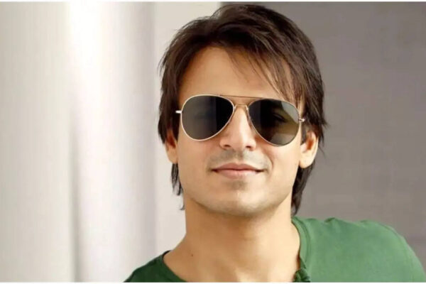 Vivek Oberoi hails Sunny Deol’s ‘Border 2’ trailer: ‘The roar that echoed in 1997 is back’