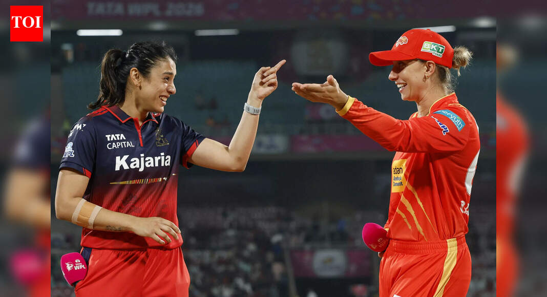 Royal Challengers Bengaluru 142/4 in 15.5 Overs | GG vs RCB, WPL Live Score: RCB fight to rebuild after top-order collapse