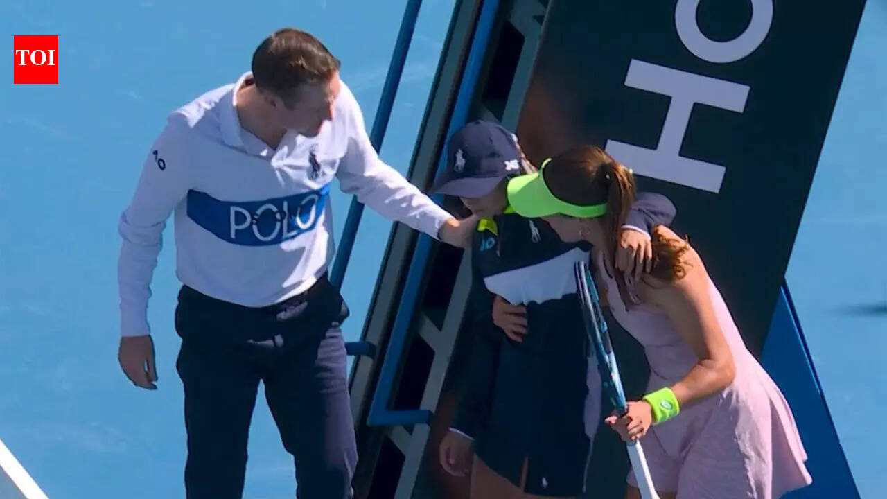 Scary scenes! Ball girl collapses; match stopped at Australian Open – WATCH | Tennis News
