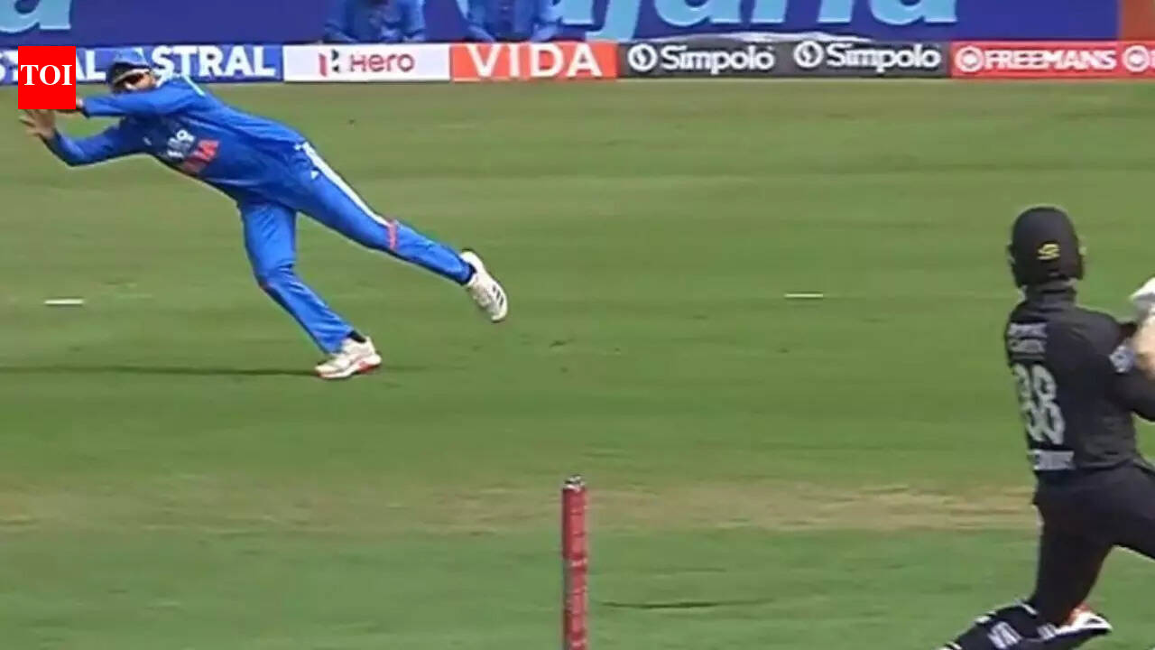 IND vs NZ: Ravindra Jadeja turns flying eagle to dismiss Will Young during 3rd ODI – Watch