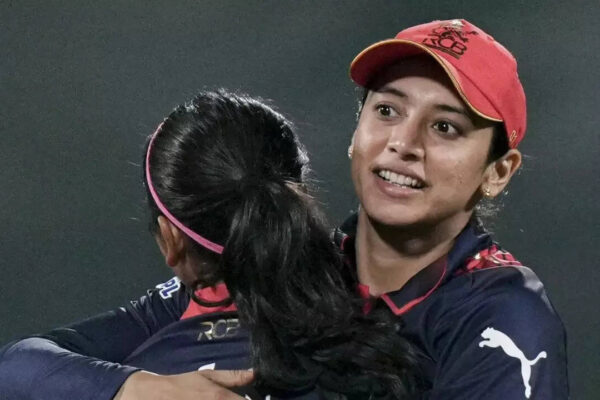 RCB register fifth straight win, ensure top 3 finish in WPL