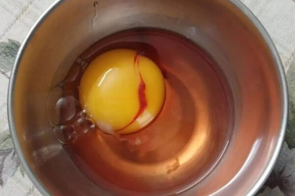 Ever cracked an egg with a red egg white? Here’s what it means and how to spot unsafe eggs |