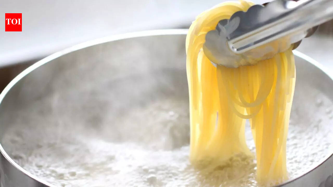 Rinse pasta or not: Know when it helps and when it destroys your dish |