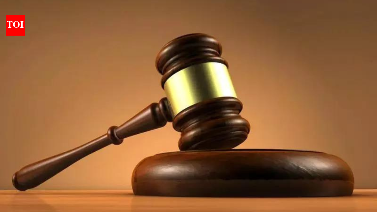 Time spent together 65 days; legal battle: 13 yrs & 40 cases