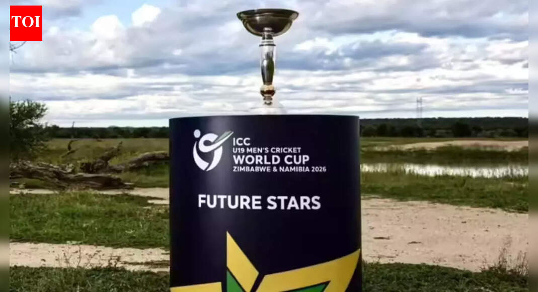 England Under-19 82/1 in 10.5 Overs