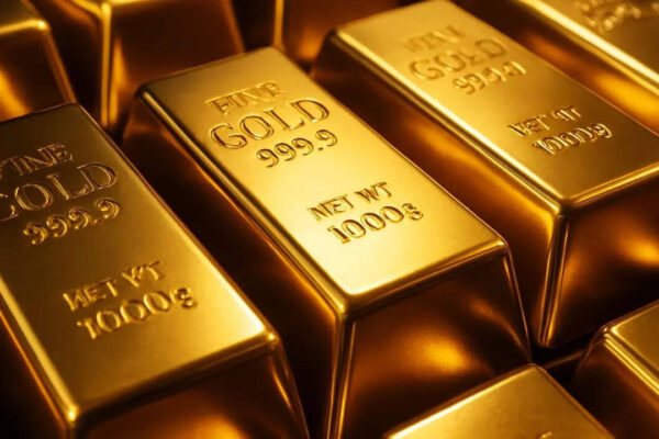 Gold price skyrocket to new record! Yellow metal surges over Rs 3,200 to cross Rs 1.53 lakh — Should you buy or sell?