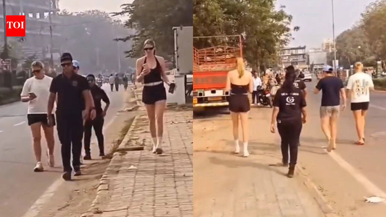 WPL: RCB players take morning walk on Indian road; video goes viral