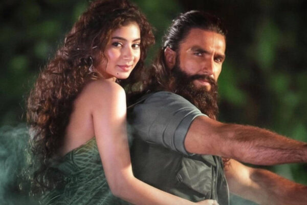 ‘Dhurandhar’ box office collection day 48 (LIVE): The Ranveer Singh, Akshaye Khanna starrer shatters 7th week record of ‘Stree 2’, slows down with Sunny Deol’s ‘Border 2’ advance bookings picking up