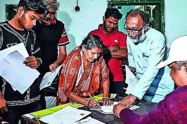 NEW DELHI: Pursuant to the Jan 19 SC direction, Election Commission on Wednesday instructed the Bengal CEO to ensure that names of electors listed under “logical discrepancies” and “unmapped” categories under the SIR exercise are displayed by Jan 24 at gram panchayat bhawans, public places in talukas, block office of talukas as well as in ward offices of urban centres, reports Bharti Jain.People in these two categories can submit documents/objections through their authorised representative, who can even be a booth level agent. However, there will be a signed/thumb-marked authority letter, by the person, in favour of such a representative.On Wednesday, EC wrote to Bengal chief secretary and DGP, asking them to provide adequate manpower to state CEO for deployment at panchayat bhawans/block offices.The poll panel also directed Bengal DGP, Kolkata police commissioner, district collectors and SPs to make sure there are no law and order problems at the panchayat bhawans or block/ward officers, and SIR-related activities proceed smoothly. It warned of action in event of disturbance to SIR proceedings.End of ArticleFollow Us On Social MediaVideos“Makes No Sense…” Ex-US Army Officer Slams Trump Over India-US RelationsUK, EU FTAs to Unlock New Export Opportunities for Assam Tea: Himanta Sarma’Rupture In World Order’: EU Blasts Trump Over ‘Bullying’; Danish MP Fires Shock Message For US PresOperation Prahar: Punjab Police Raid Locations Linked to 60 Foreign GangstersIndia Will Surpass Japan To Become 3rd Largest Economy: Gita Gopinath At World Economic Forum 2026Democracy Took Roots In India In 600 BC, Long Before The World: CEC Gyanesh KumarExplained: Why India-EU ‘Mother Of All Deals’ Matters As Trade Talks Enter Final High Stakes PhasePakistan Defence Minister Khawaja Asif Inaugurates Fake Pizza Hut Outlet, Trolled on Social Media’Influencers, AI And Deepfakes’: Indian Army Exposes Pakistan’s Digital War During Operation SindoorIndus Waters Flashpoint: Pakistan Cries Crisis At UN As India Hardens Terror Stance Post Pahalgam123Photostories’Dhurandhar 2 – The Revenge’: A quick recap of Part 1 before Ranveer Singh’s teaser dropsFrom ‘Naagzilla’ to ‘The Odyssey’: The much-awaited fantasy movies releasing in 2026How to make Dhaba-Style Amritsari Paneer Bhurji for dinner at homeNot just the Beckhams: 5 famous family feuds that shocked the worldUnseen gems: Rare photos of Rajesh KhannaLaughter Chefs Season 3 to bring major changes: OG Arjun Bijlani, Ankita Lokhande–Vicky Jain return as Team Kaanta vs Churi endsJapanese Ambassador relishes biryani with bare hands: 6 times global leaders have shown love for Indian food10 Asian cities with the longest commute time to work2 Indian chicken dishes among top 17 in the worldDaily practices you can do for planetary balance123Hot PicksSilver price todayBudget 2026Karnataka DGP ScandalGold price predictionNitin NabinPublic holidays January 2026Bank Holidays JanuaryTop TrendingMatthew StaffordTravis KelceDonald Trump PlaneUdaipur Car AccidentJonathan KumingaCandace OwensDonna KelceJohn Harbaughs WifeKlay ThompsonsAshwini Vaishnaw
