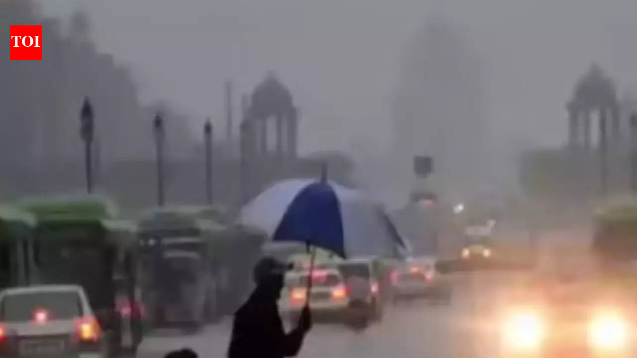 Rain lashes parts of Delhi; thunderstorms forecast, maximum temperature likely to drop to 18–20°C | Delhi News