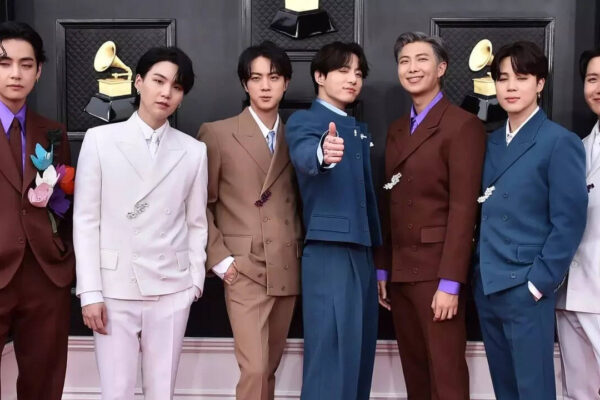 ‘BTS World Tour Arirang’ tickets SOLD OUT within hours as K-Pop stars gear up for Billion-dollar comeback﻿﻿﻿ |