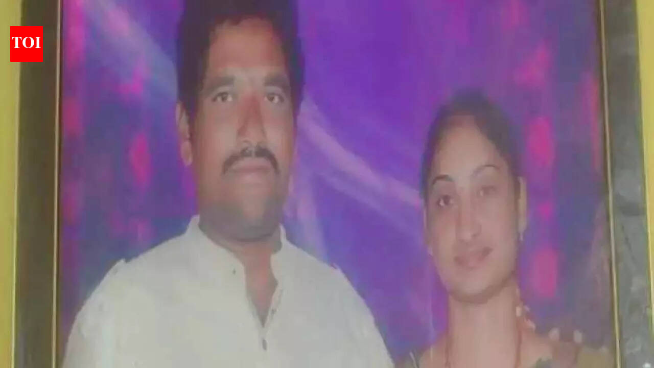 ‘20 sleeping pills in biryani’: Andhra woman, her lover murder husband; she spends entire night watching porn with his body | Vijayawada News