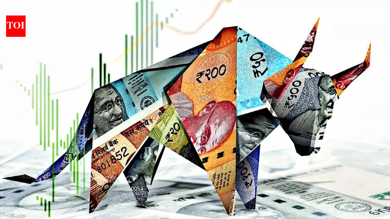 Stock market today: Nifty50 opens flat; BSE Sensex near 82,250