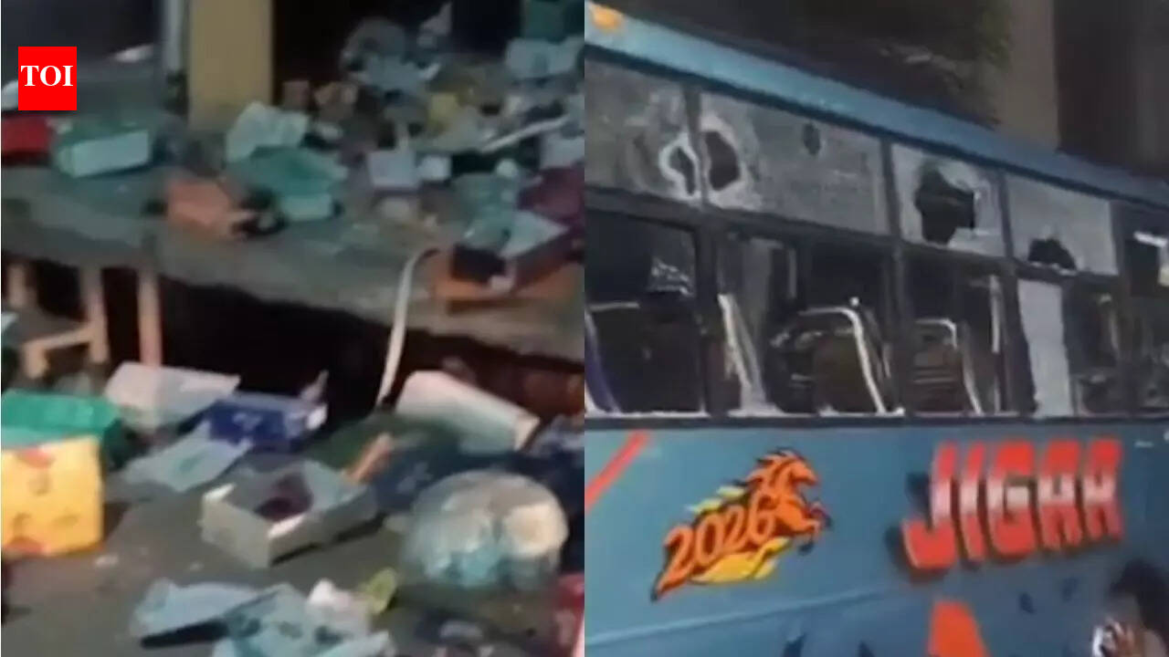 Clash breaks out near MP’s Ujjain: 11 buses vandalised, shops damaged | Indore News